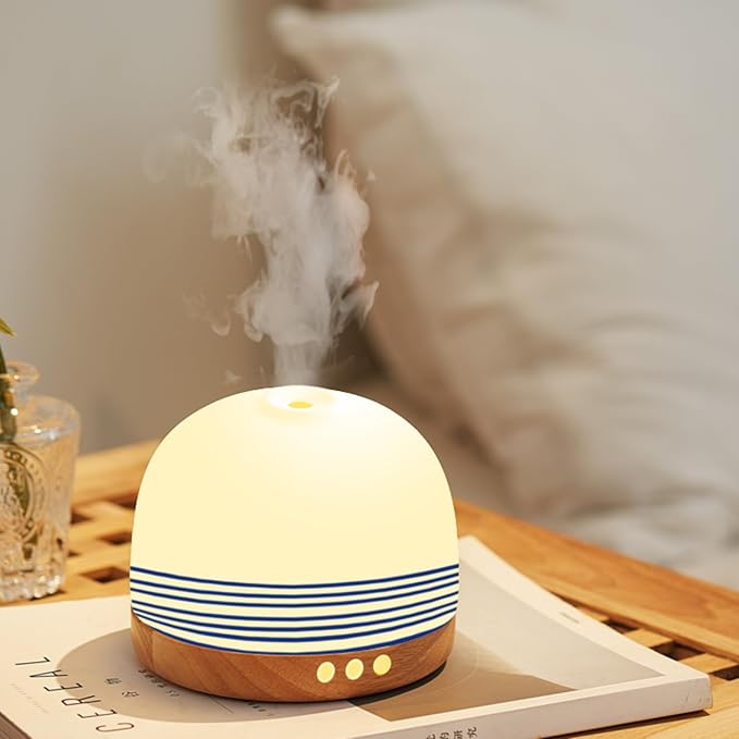Luxurious Essential Ceramic Diffuser Round Aroma Diffuser 300ml Night Light Captivating Exquisite Blue and White Porcelain Patterned Elegance Nano Water Mist Humidifier