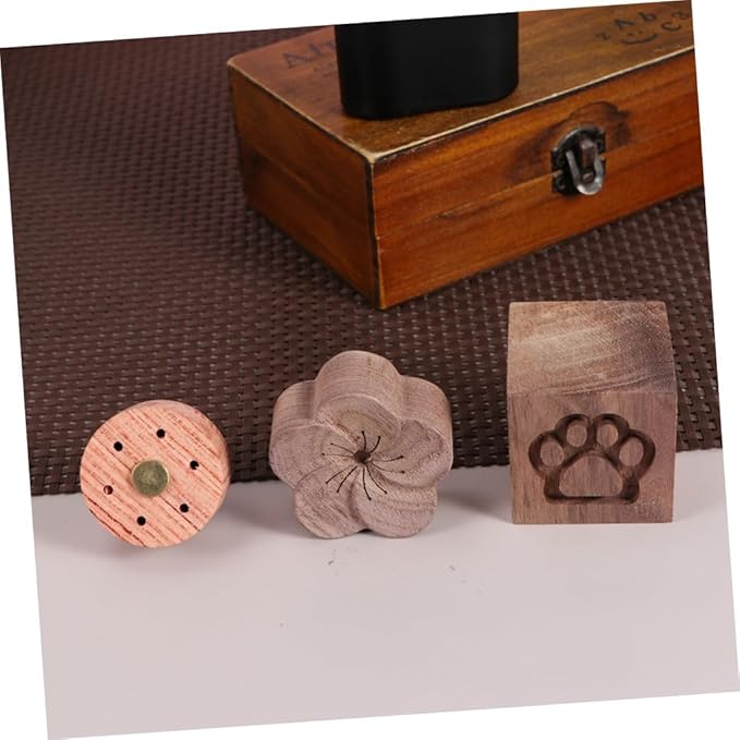 Natural Wood Aromatherapy Diffuser for Essential Oils Smokeless Portable Aroma Diffuser for Home Office Bedroom Sleep and Meditation Eco-Friendly Plum Blossom Design