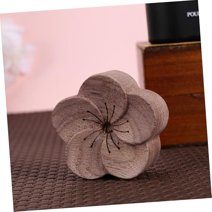 Natural Wood Aromatherapy Diffuser for Essential Oils Smokeless Portable Aroma Diffuser for Home Office Bedroom Sleep and Meditation Eco-Friendly Plum Blossom Design