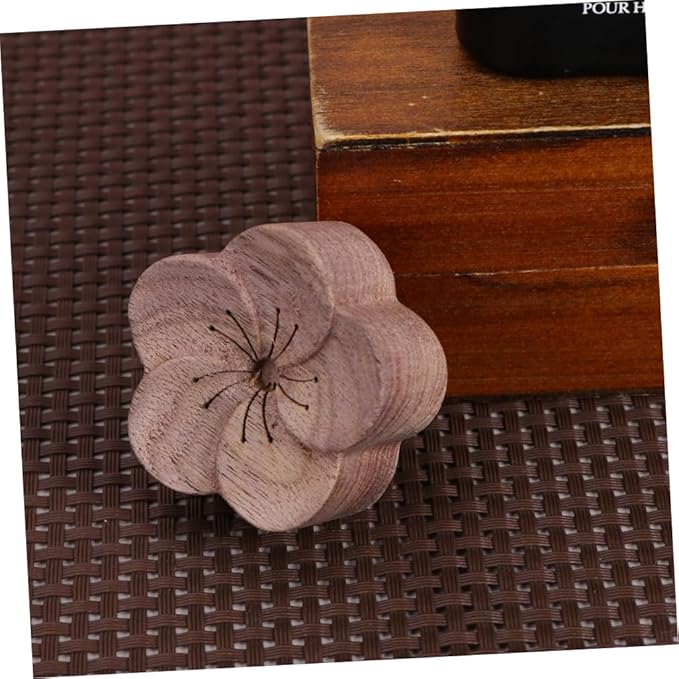 Hemobllo Wood Aromatherapy Essential Oil Diffuser for Home Office Bedroom Plum Blossom Design Natural Smokeless Scent Diffuser Portable Sleep and Relaxation Helper