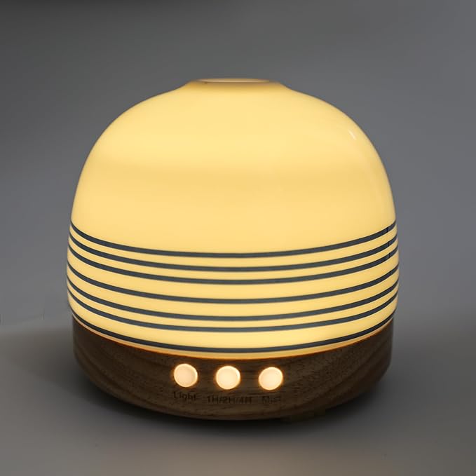 Luxurious Essential Ceramic Diffuser Round Aroma Diffuser 300ml Night Light Captivating Exquisite Blue and White Porcelain Patterned Elegance Nano Water Mist Humidifier