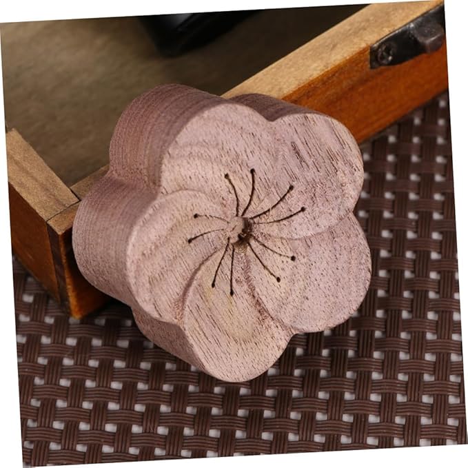 Wood Essential Oil Diffuser Aromatherapy Log for and Meditation Smokeless Natural Aroma Spreader Portable Plum Blossom Design for Home Office Bedroom
