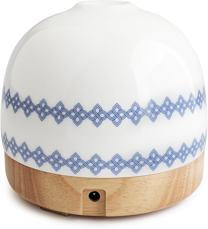 Luxurious Essential Ceramic Diffuser Round Aroma Diffuser 300ml Night Light Captivating Exquisite Blue and White Porcelain Patterned Elegance Nano Water Mist Humidifier