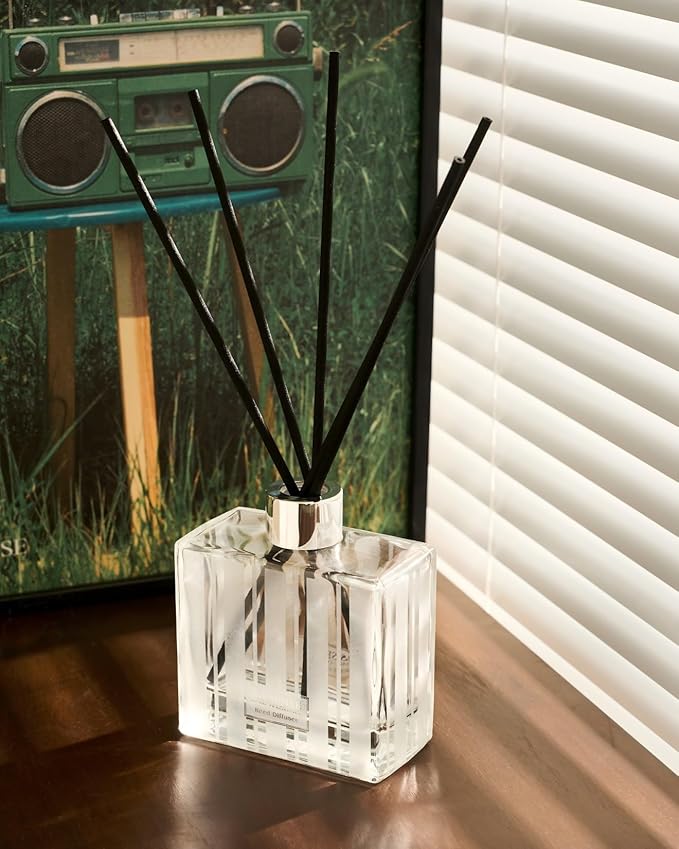 M&SENSE Cinnamon Vanilla Reed Diffuser Set - 7.04oz Scent Diffusers for Home, Natural Essential Oil Diffuser with Sticks, Housewarming Diffuser Gift for Bathroom Bedroom & Office