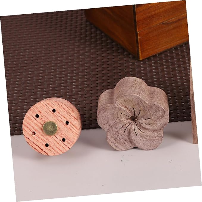 Hemobllo Wood Essential Oil Diffuser Aromatherapy Log for Sleep and Relaxation Portable Square Cat Claw Walnut Design Eco-Friendly Aroma Diffuser for Office Home Yoga Meditation