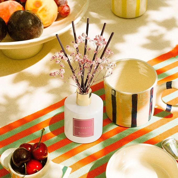 COCORRÍNA Reed Diffuser - Red Berries 6.7 fl oz Reed Diffuser with Sticks, Bedroom Bathroom Shelf Decor