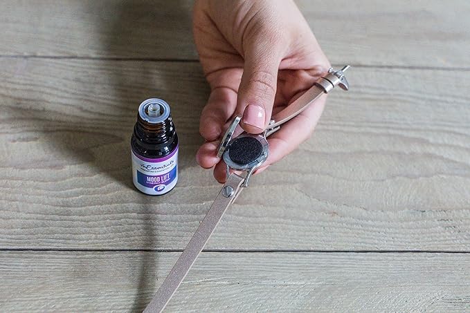Wild Essentials MOM Essential Oil Leather Wrap Bracelet Diffuser Kit, Gift Set, Lavender, Lemongrass, Peppermint, Orange Oils, 12 Pads, Customizable Color Changing Perfume Jewelry, Aromatherapy